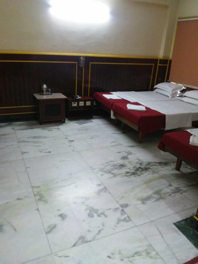Sarmani Hotels Pvt. Ltd Τσενάι Εξωτερικό φωτογραφία